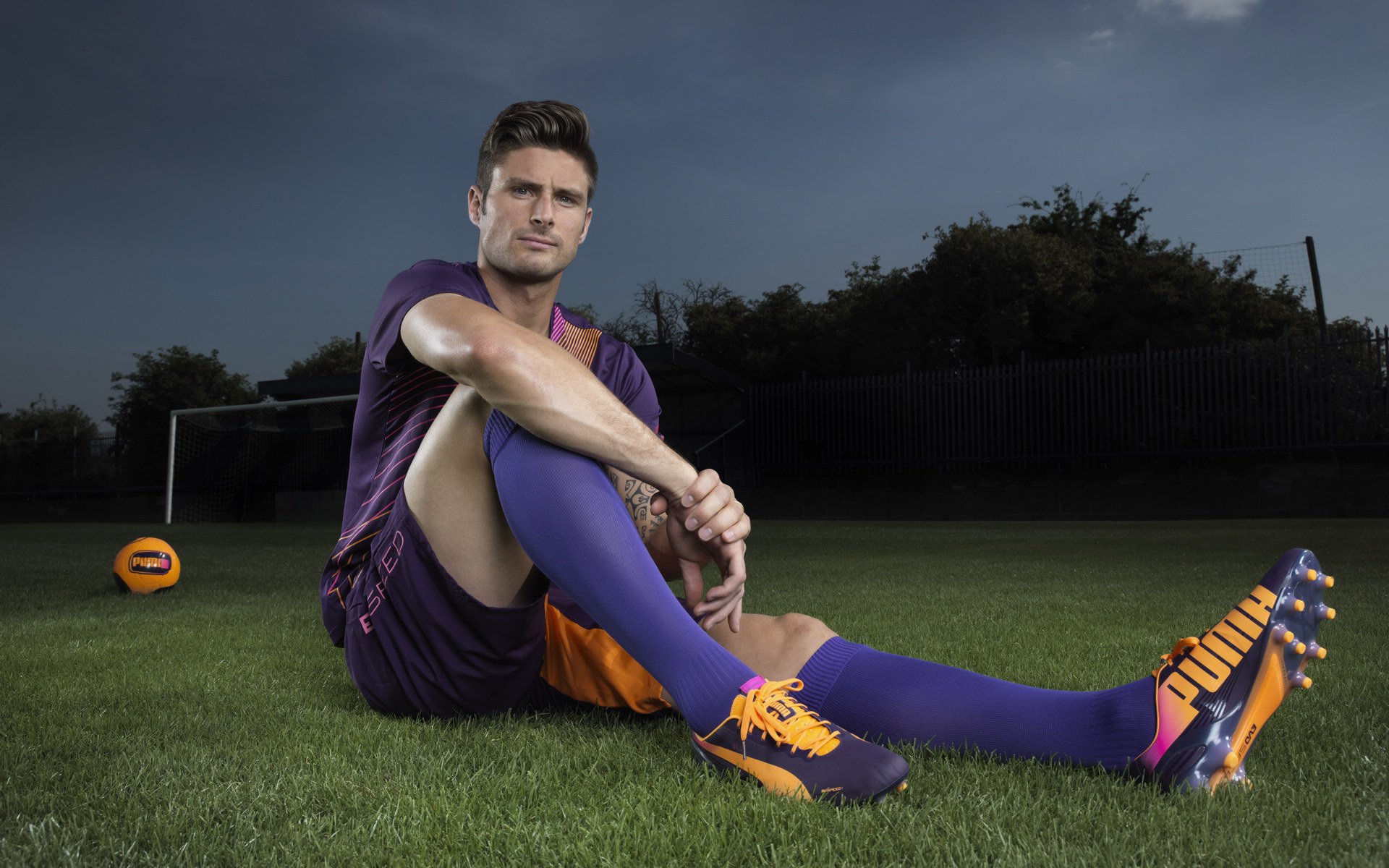 哈兰德的存在让球队在反击与定位球上都更具威胁，哈兰德又进球了