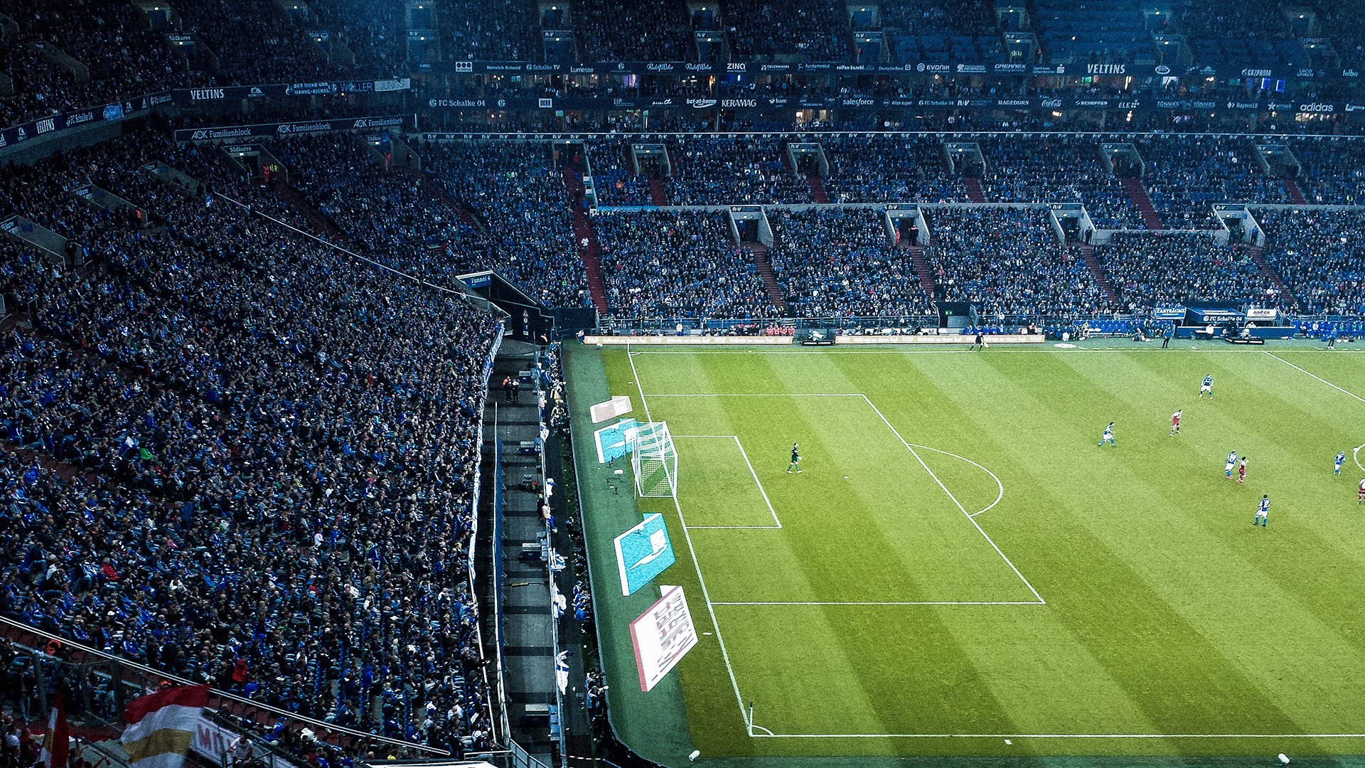 哈兰德的存在让球队在反击与定位球上都更具威胁，哈兰德又进球了